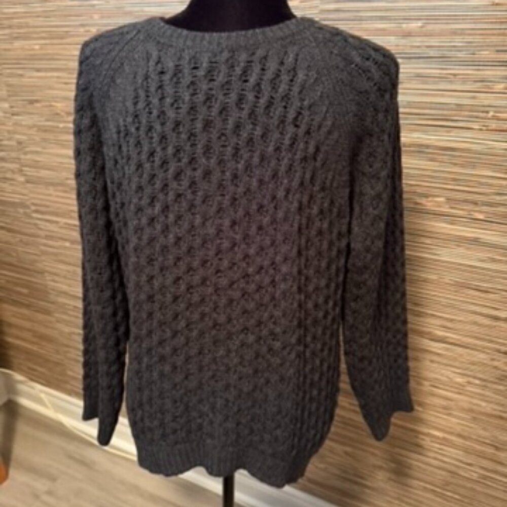 Unique DEX Cardigan - Picture 2 of 3